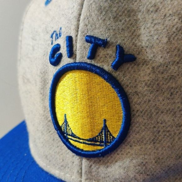 American Express VIP The City Golden Gates Embroidery The City Snapback Hat - Picture 2 of 9